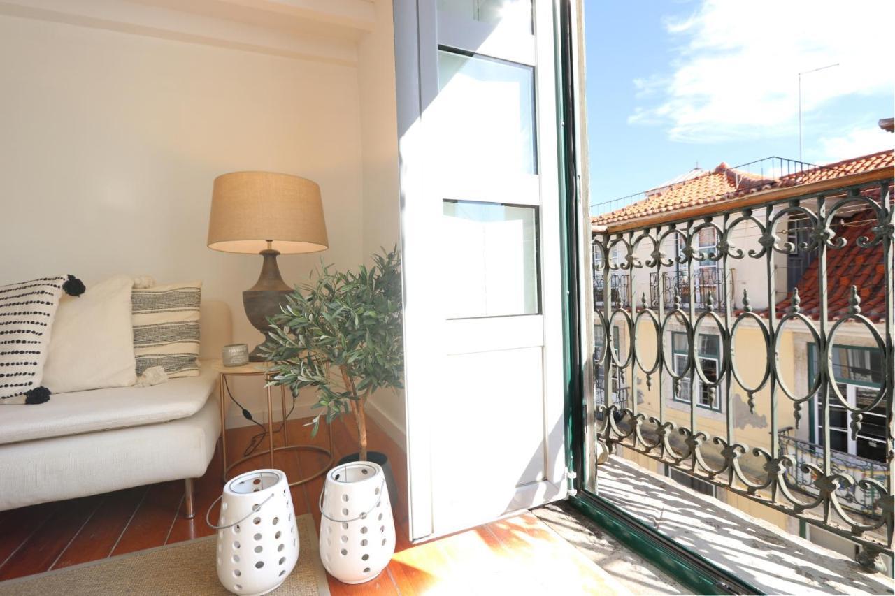 Chic Urban Retreat At Downtown With Balcony & Views Lisboa Exterior foto