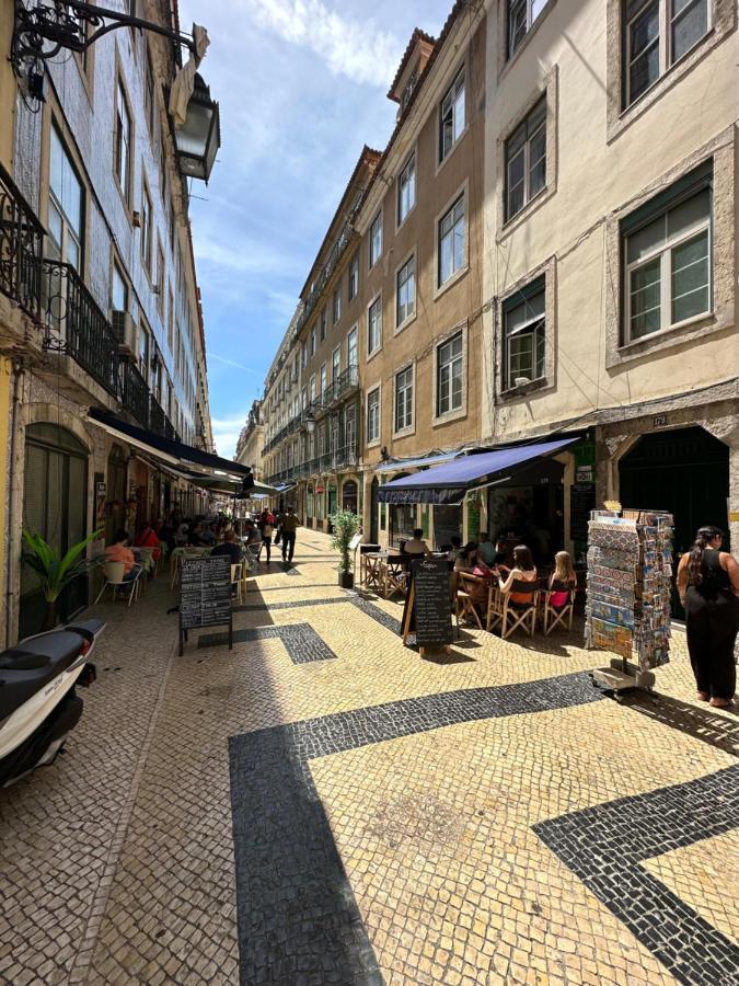 Chic Urban Retreat At Downtown With Balcony & Views Lisboa Exterior foto